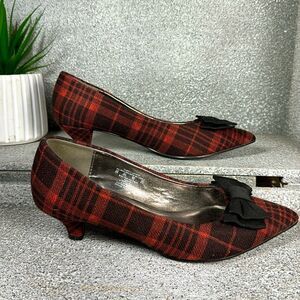 Metaphor Red Plaid Fleece Kitten Heels With Bow Size 6 Holiday Winter